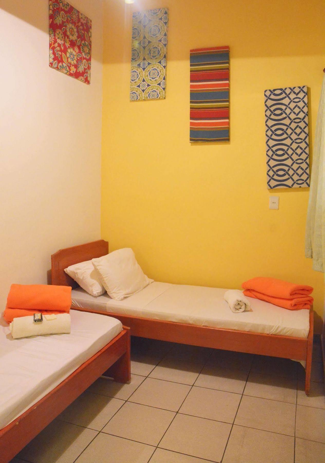 El Viajero Asuncion Hostel & Suites ภายนอก รูปภาพ