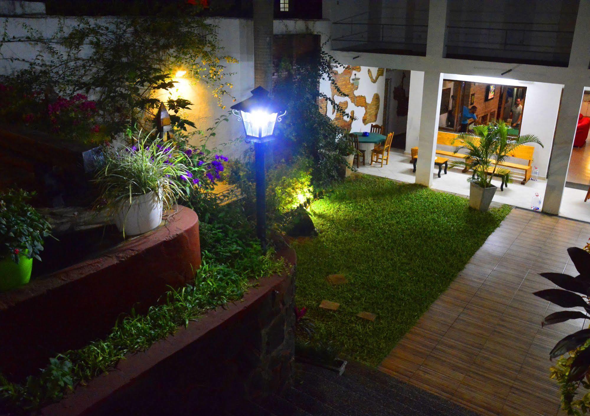 El Viajero Asuncion Hostel & Suites ภายนอก รูปภาพ